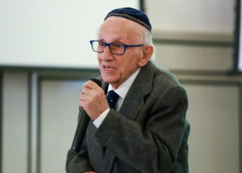 Andor Stern, reconocido como el único superviviente del Holocausto nacido en Brasil, muere a los 94 años