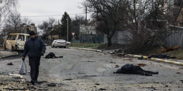 Zelensky acusa a Rusia de genocidio tras las atrocidades cometidas en los suburbios de Kiev