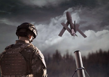 Vídeo del dron Switchblade atacando como kamikaze a la infantería rusa en Ucrania