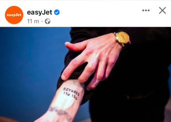EasyJet tuitea foto de tatuaje del número de vuelo en el brazo