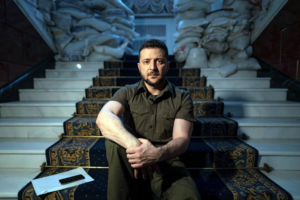 Entrevista a Zelensky: Tenemos que luchar, pero luchar por la vida