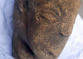 La estatua representa a la diosa cananea Anat