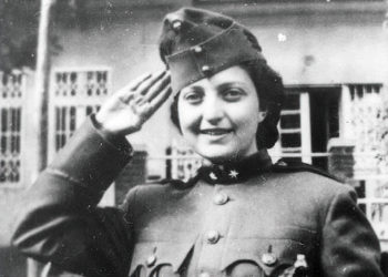 La fecha de nacimiento en hebreo de Hannah Szenes se corrige en la lápida después de 70 años
