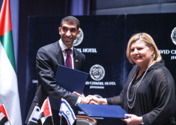 Israel y Emiratos Árabes Unidos firman un tratado de libre comercio