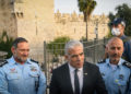 Lapid insiste en que no habrá oración judía en el Monte del Templo: “la policía tiene instrucciones de impedirla”
