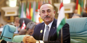 El ministro de Exteriores turco dice que Ankara quiere una “relación sostenible” con Israel
