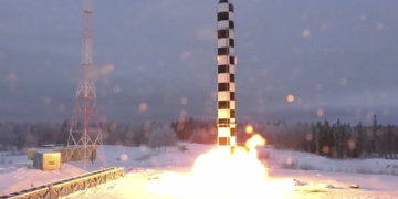 Putin dice que el nuevo misil balístico hará que los enemigos “se lo piensen dos veces”