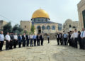Decenas de rabinos ascienden al Monte del Templo