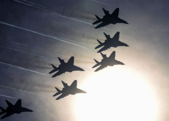 Ucrania recibe aviones de guerra de una fuente no identificada: mientras Mariupol enfrenta sus “últimos días”