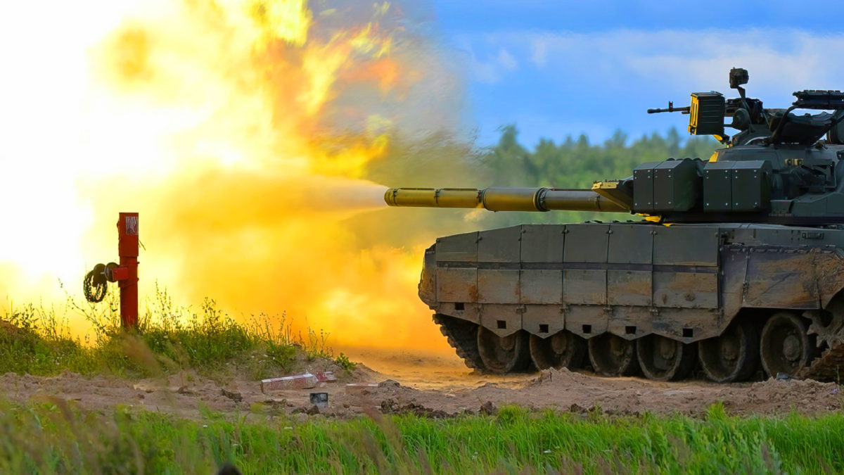 Tanque ruso disparando el cañón principal. Crédito de la imagen: Creative Commons.