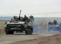 Ucrania dice que Rusia ataca a lo largo de casi todo el frente oriental