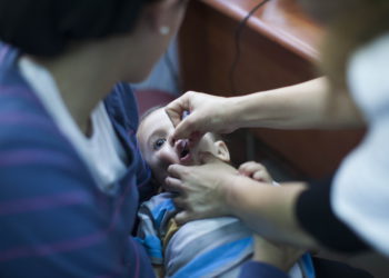 El brote de poliomielitis en Israel se debe a la falta de vacunación