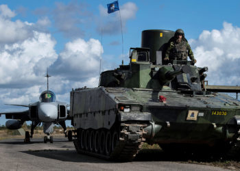 Finlandia y Suecia harían más fuerte a la OTAN