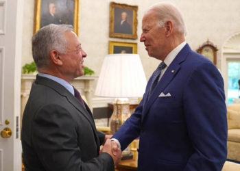 Biden y el rey de Jordania hablan de la violencia en Israel y Judea y Samaria