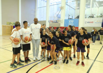 Ex estrella de la NBA Ray Allen promueve el entendimiento a través del deporte en Jerusalén