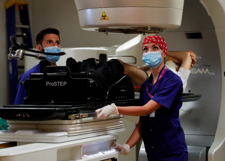 Fármacos especializados podría utilizarse para revertir los daños de la radioterapia, según nueva investigación
