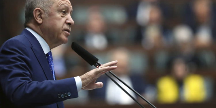 Erdogan dice que Turquía no retirará su oposición a la candidatura sueca y finlandesa a la OTAN