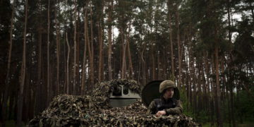 Ucrania dice que las tropas rusas han sido expulsadas de Kharkiv mientras la guerra entra en una fase “a largo plazo”