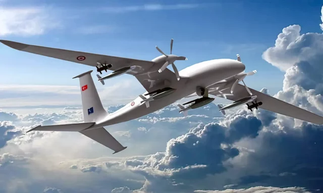 Conozca el nuevo UAV Bayraktar Akinci de Turquía