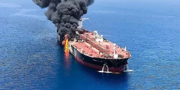 Un barco es atacado frente a las costas de Yemen, según el ejército británico