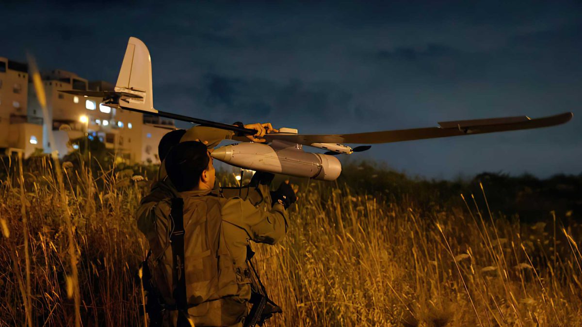 Las FDI despliegan drones para buscar a los terroristas del ataque en Elad