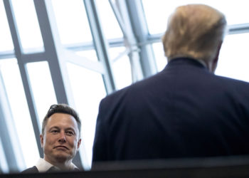 Elon Musk dice que revertiría el veto a Trump en Twitter