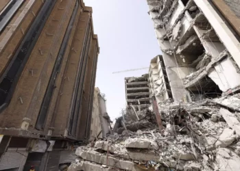 Irán interrumpe la Internet durante protestas por derrumbe de edificio