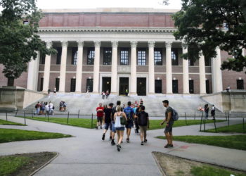 70 profesores de Harvard rechazan el apoyo del periódico estudiantil al BDS