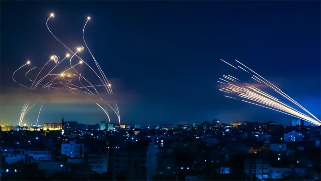 Los sistemas de defensa aérea de Israel frente a los misiles del eje dirigido por Irán