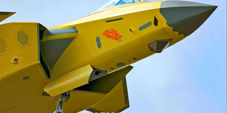 El caza furtivo J-20 de China: ¿Solo un F-35 robado?