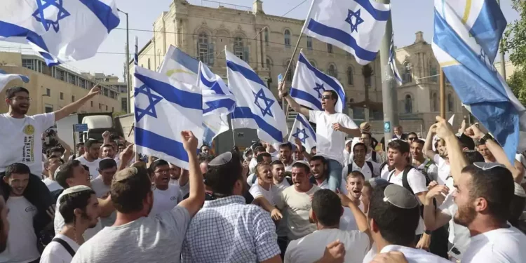 La “Marcha de las Banderas” del Día de Jerusalén limitará la asistencia a la Puerta de Damasco y al Muro Occidental