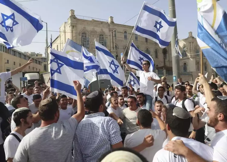 La “Marcha de las Banderas” del Día de Jerusalén limitará la asistencia a la Puerta de Damasco y al Muro Occidental