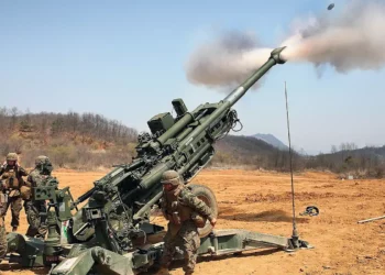 Los obuses M777 estadounidenses están destrozando los blindados de Rusia en Ucrania