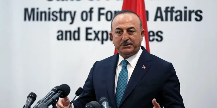 En Ramala, el ministro turco de Asuntos Exteriores se compromete a apoyar a los palestinos
