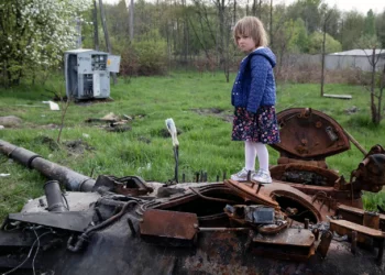 Los mejores tanques rusos siguen muriendo en Ucrania