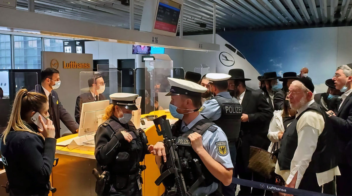 Los pasajeros dicen que Lufthansa echó a todos los judíos visiblemente identificables del vuelo NYC-Budapest