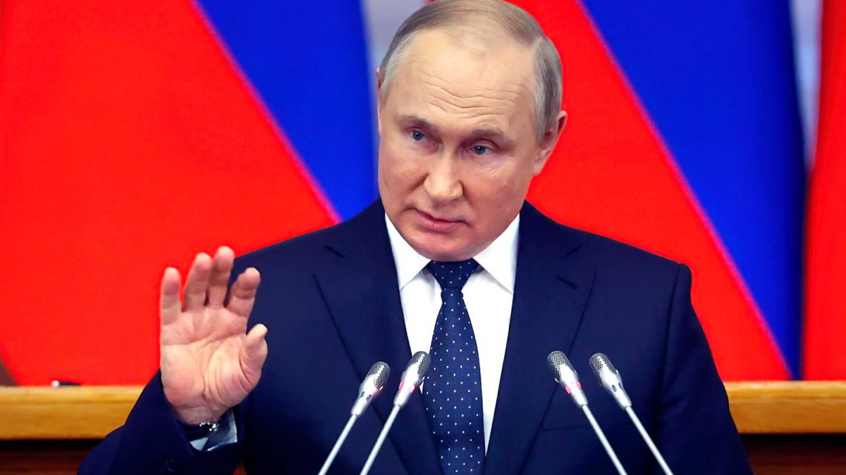 Putin promete que, “como en 1945”, Ucrania será liberada de la “suciedad nazi”