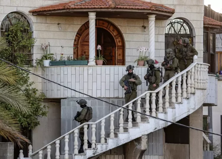 Las FDI emiten una orden de demolición de la casa de un terrorista de la masacre de Elad en Judea y Samaria