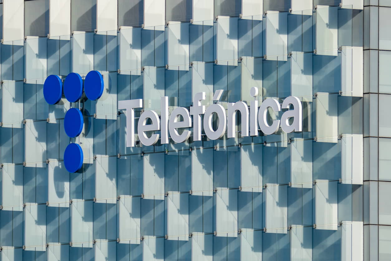 Sede de Telefónica en Madrid, España, 1 de enero de 2022. (JJFarquitectos vía iStock by Getty Images)
