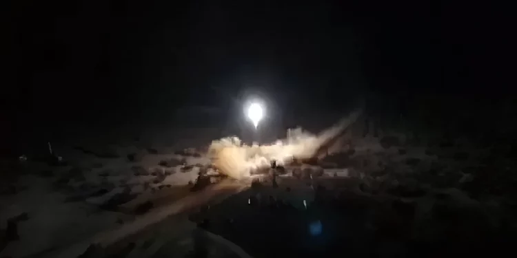 5 misiles impactan en una base iraquí y no alcanzan a los soldados estadounidenses por varios metros
