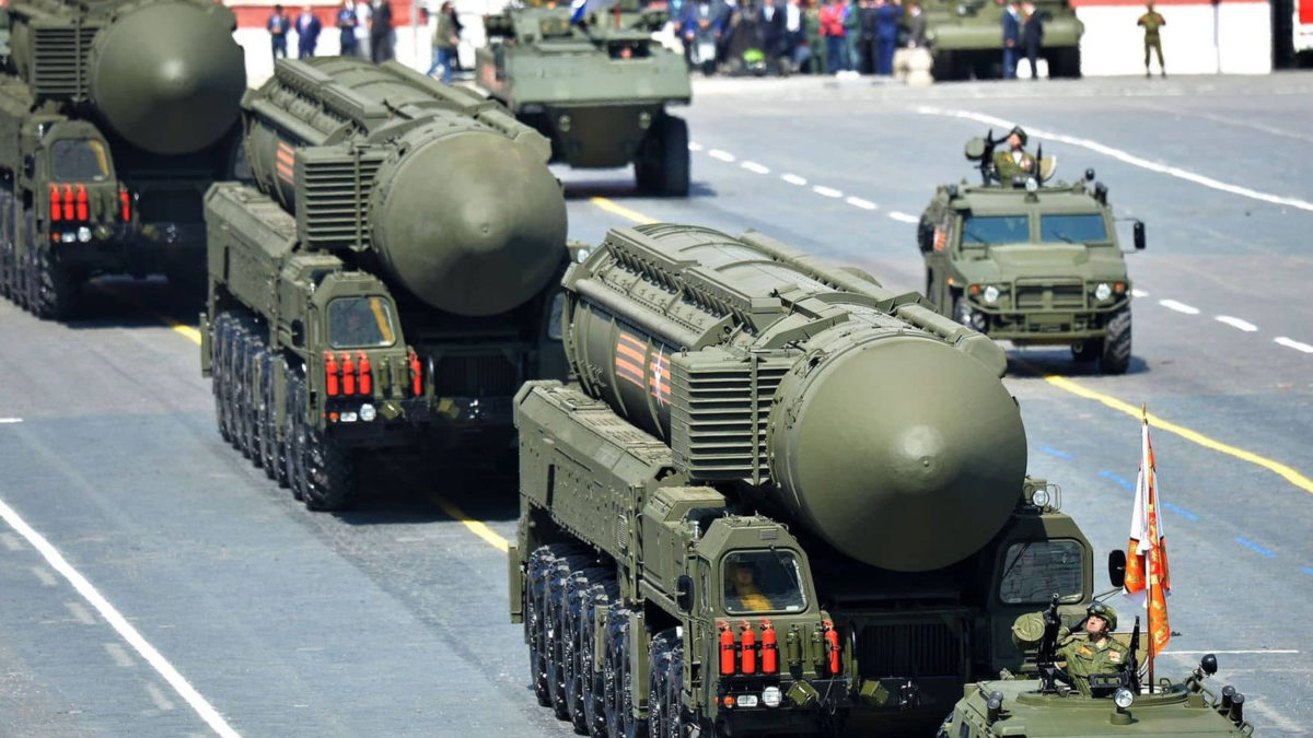 Rusia practica ataques con misiles con capacidad nuclear: ministerio
