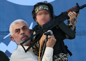 Ex carcelera de Sinwar de Hamás: Es un cobarde que utilizó a otros para su trabajo sucio