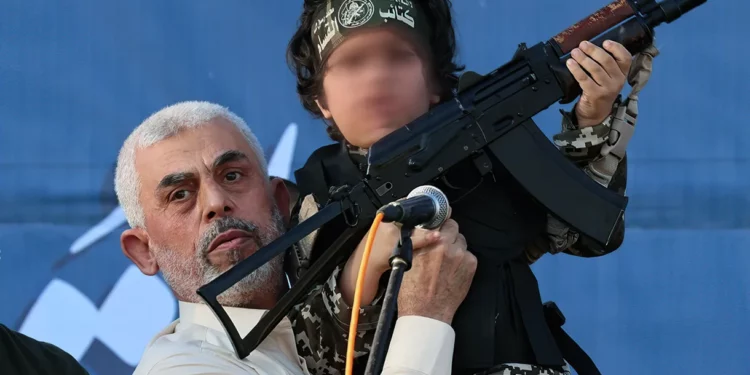 Ex carcelera de Sinwar de Hamás: Es un cobarde que utilizó a otros para su trabajo sucio