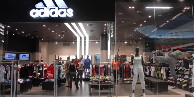 Electra Consumer Products comprará 18 tiendas Adidas