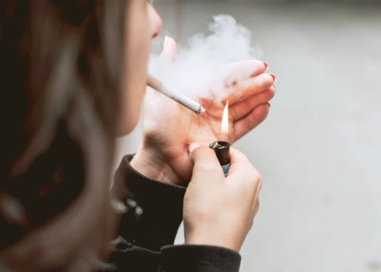 EE.UU. propone norma para limitar los niveles de nicotina en cigarrillos