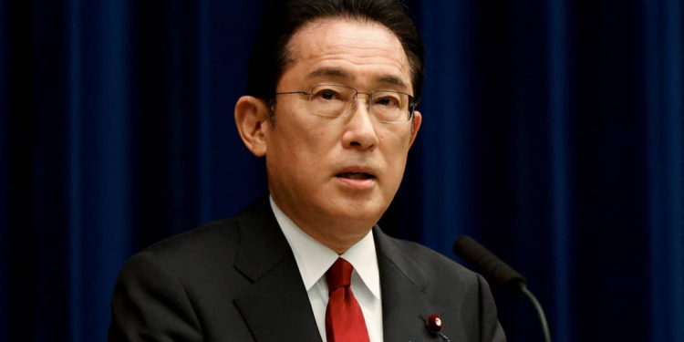 El ministro japonés Kishida se plantea participar en la cumbre de la OTAN