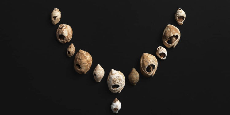 Museo de Israel: ¿Qué joyas usaba la gente hace 120.000 años?