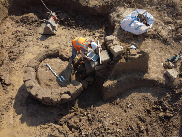 Arqueólogos descubren un antiguo templo romano en Holanda