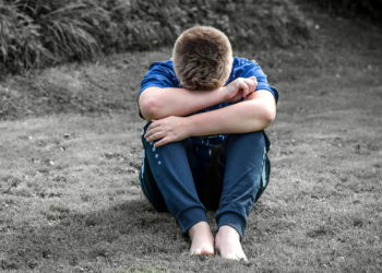 COVID-19: Cómo abordar las dificultades de salud mental en adolescentes
