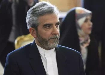 Irán y Estados Unidos inician en Catar las conversaciones para un acuerdo nuclear indirecto liderado por la UE